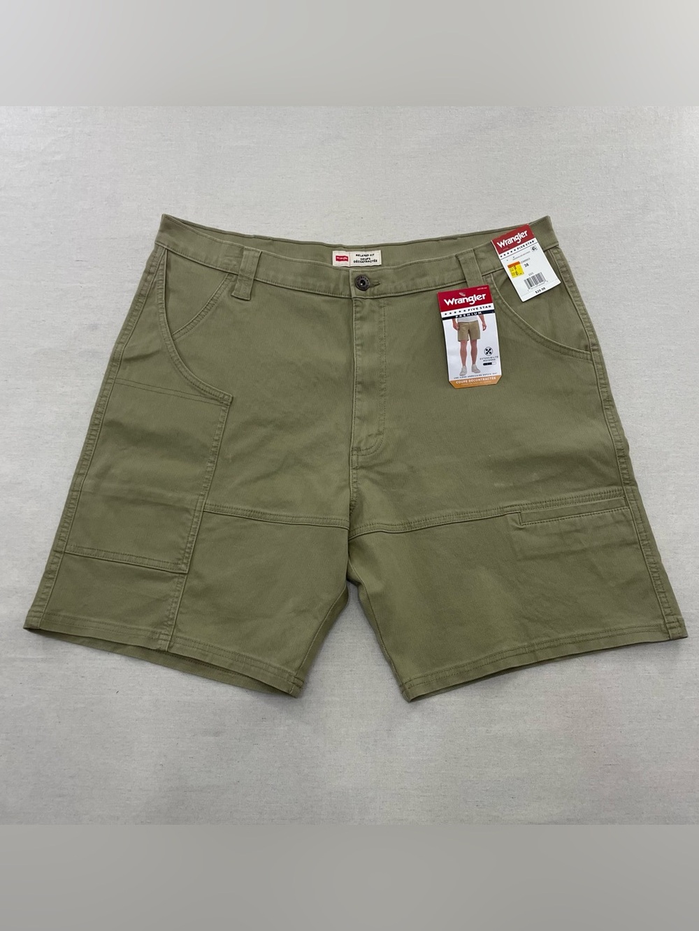Wrangler Men’s Size 38 Relaxed Fit At The Knee Shorts Khaki Tan Beige
